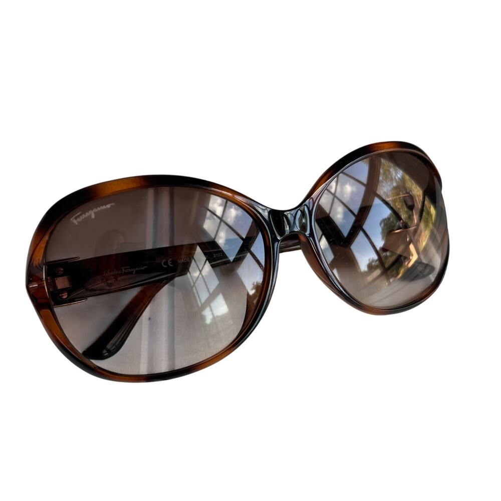 Salvatore Ferragamo Oversized Butterfly Tortoiseshell Brown Gradient Sunglasses